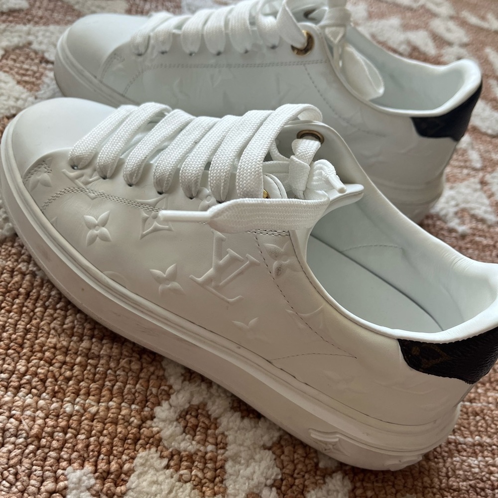 LV tennis shoes